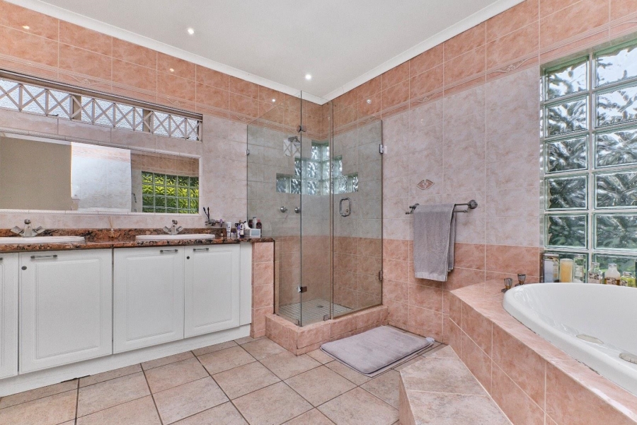 4 Bedroom Property for Sale in Ferndale Gauteng