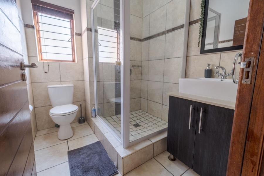 2 Bedroom Property for Sale in Pretorius Park Gauteng