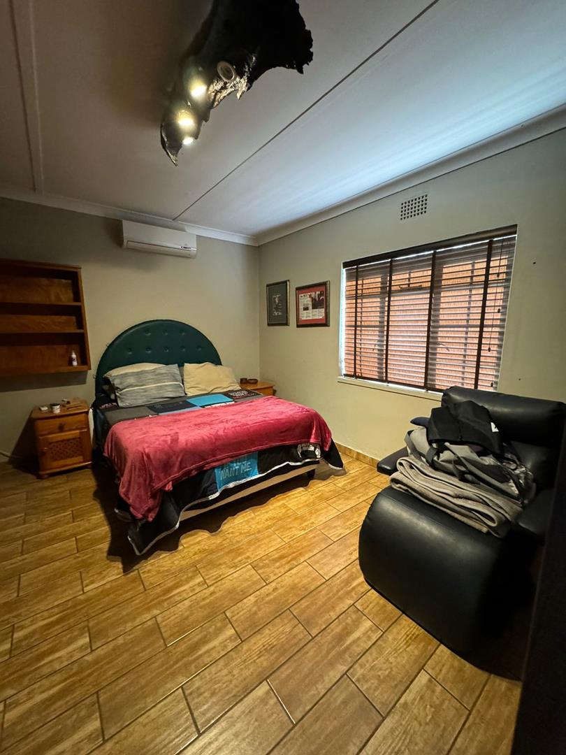 To Let 3 Bedroom Property for Rent in Rothdene Gauteng