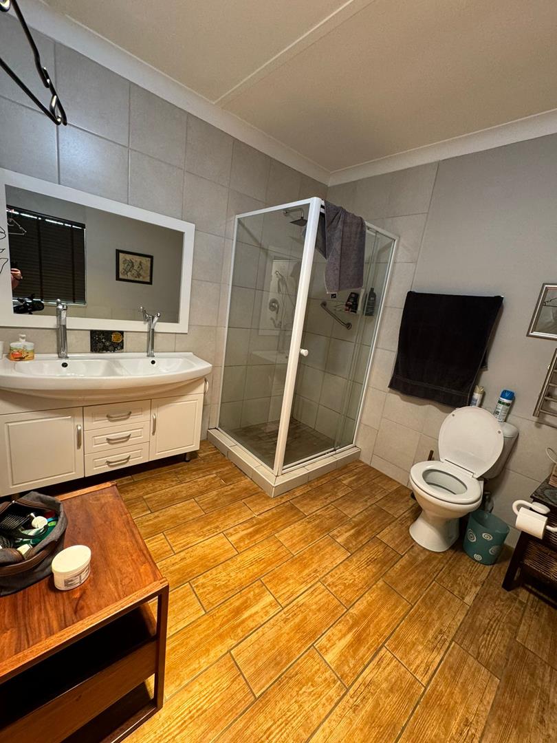 To Let 3 Bedroom Property for Rent in Rothdene Gauteng