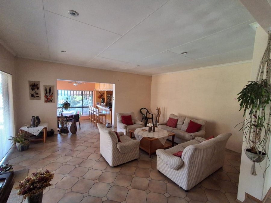 4 Bedroom Property for Sale in Glenvista Gauteng
