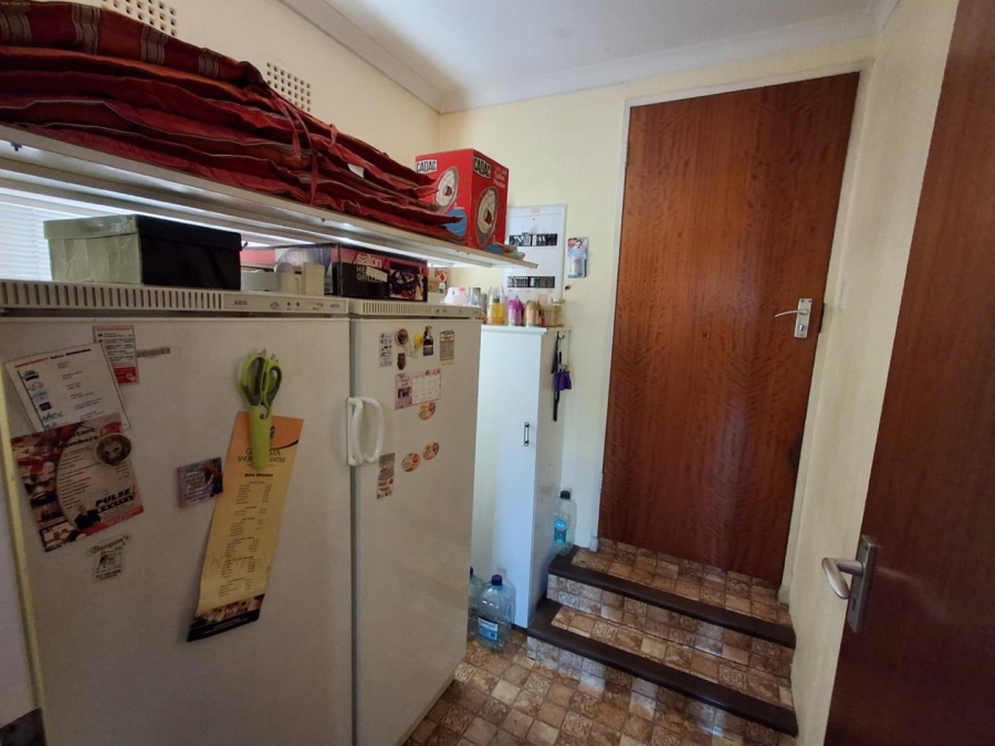 4 Bedroom Property for Sale in Glenvista Gauteng