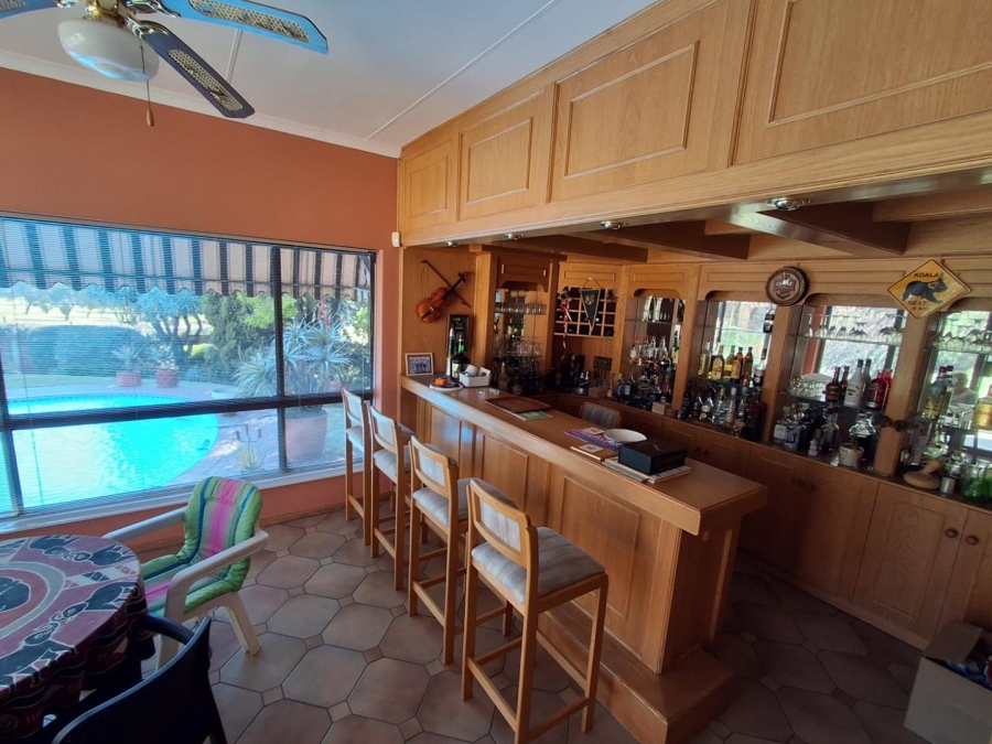 4 Bedroom Property for Sale in Glenvista Gauteng