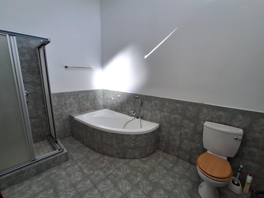 4 Bedroom Property for Sale in Glenvista Gauteng