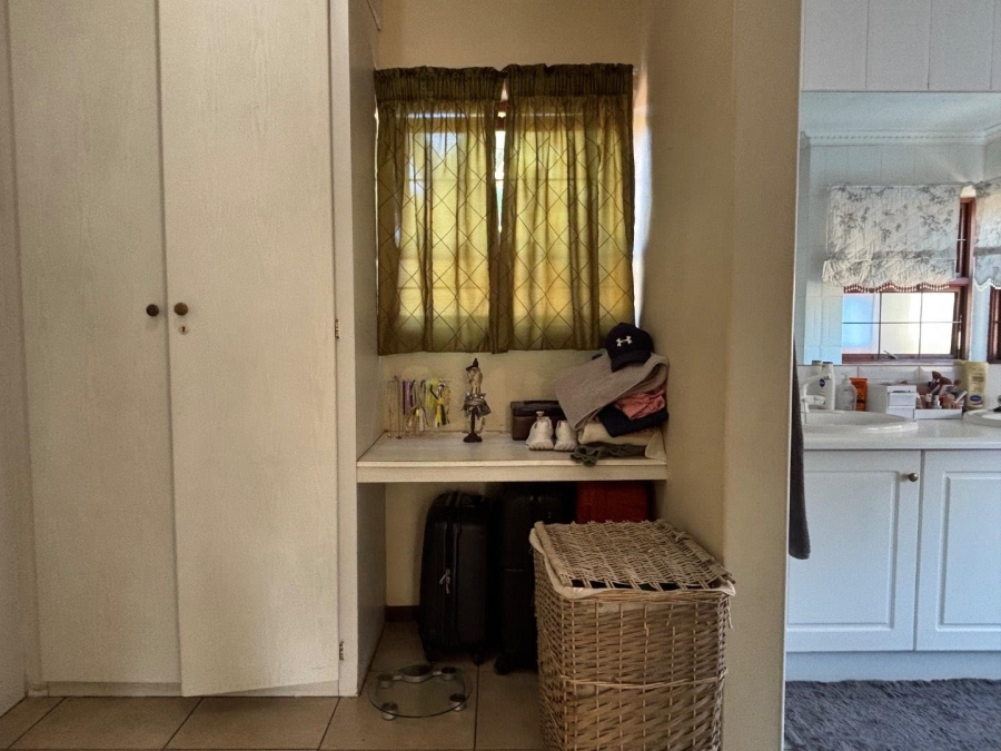 To Let 3 Bedroom Property for Rent in Faerie Glen Gauteng