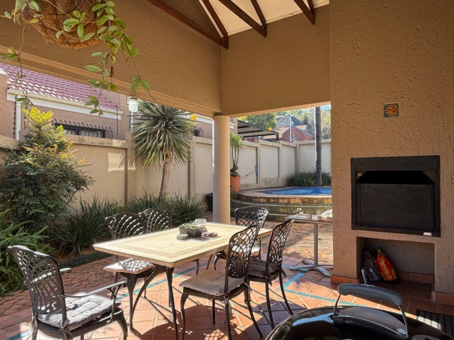 To Let 3 Bedroom Property for Rent in Faerie Glen Gauteng