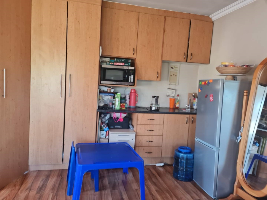 5 Bedroom Property for Sale in Beyerspark Gauteng