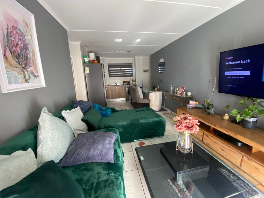 2 Bedroom Property for Sale in Lilianton Gauteng
