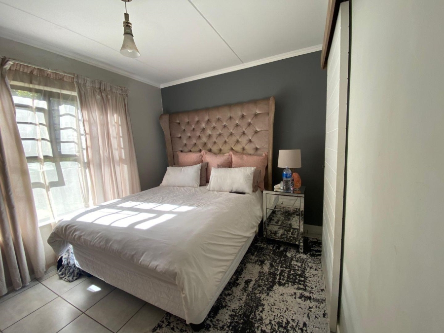 2 Bedroom Property for Sale in Lilianton Gauteng
