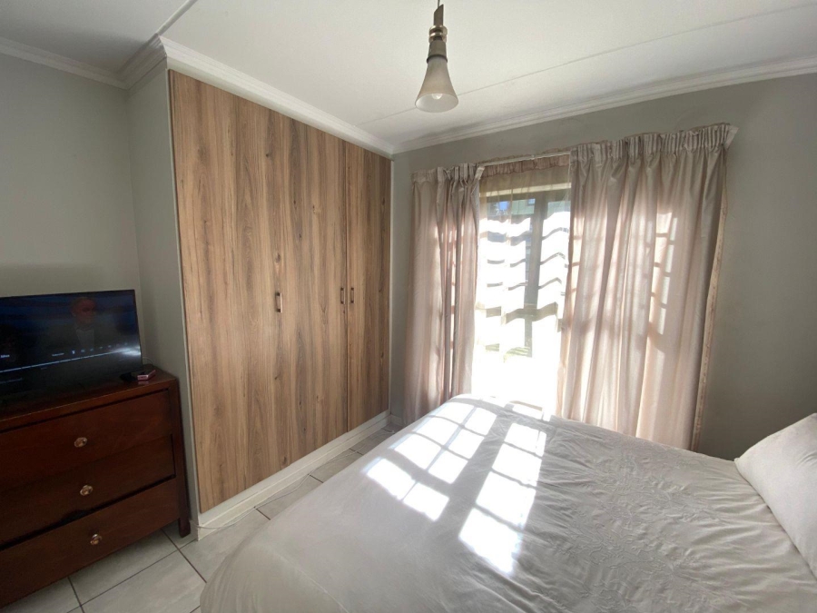 2 Bedroom Property for Sale in Lilianton Gauteng