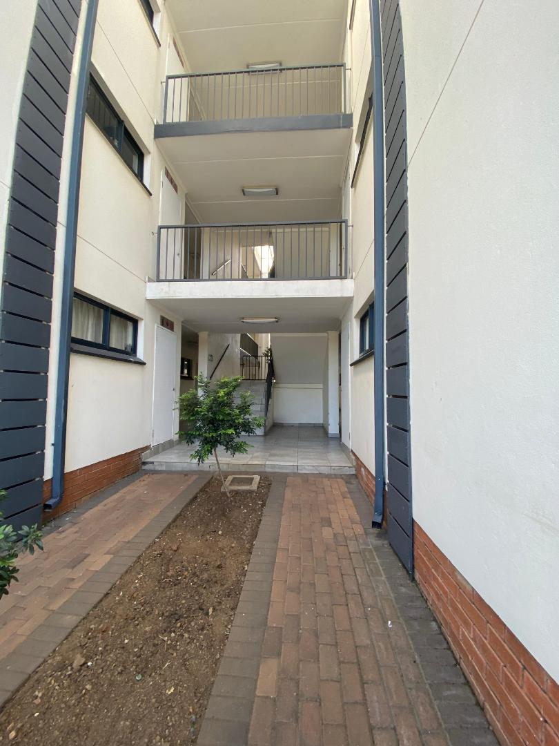 2 Bedroom Property for Sale in Lilianton Gauteng