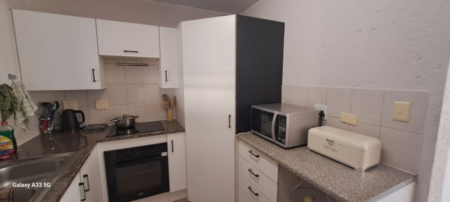 3 Bedroom Property for Sale in Buccleuch Gauteng