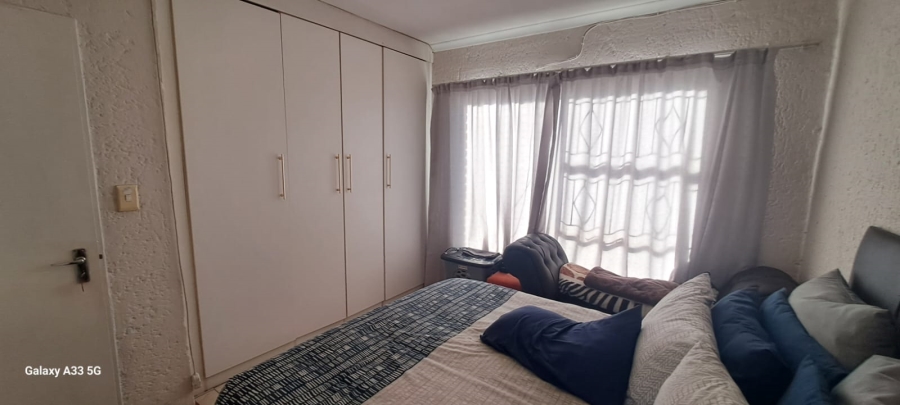 3 Bedroom Property for Sale in Buccleuch Gauteng