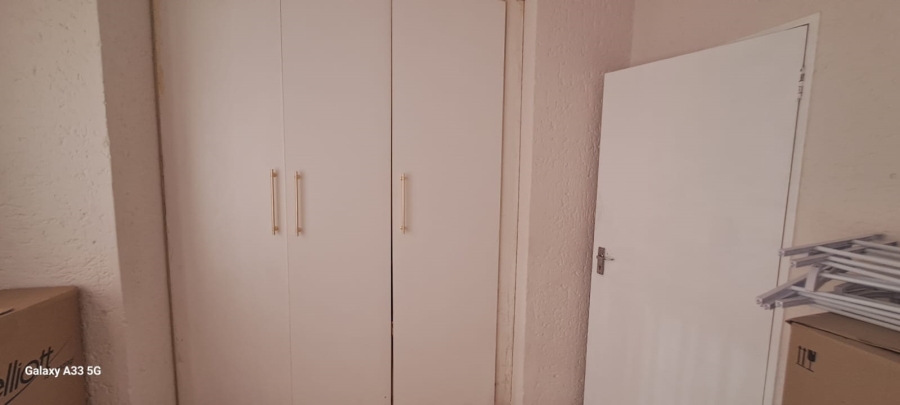 3 Bedroom Property for Sale in Buccleuch Gauteng