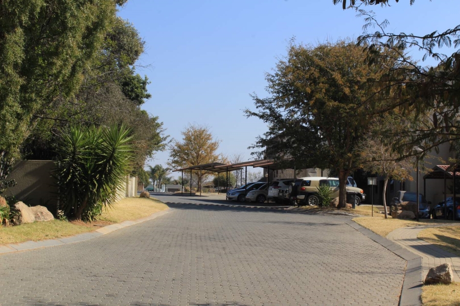 2 Bedroom Property for Sale in Paulshof Gauteng