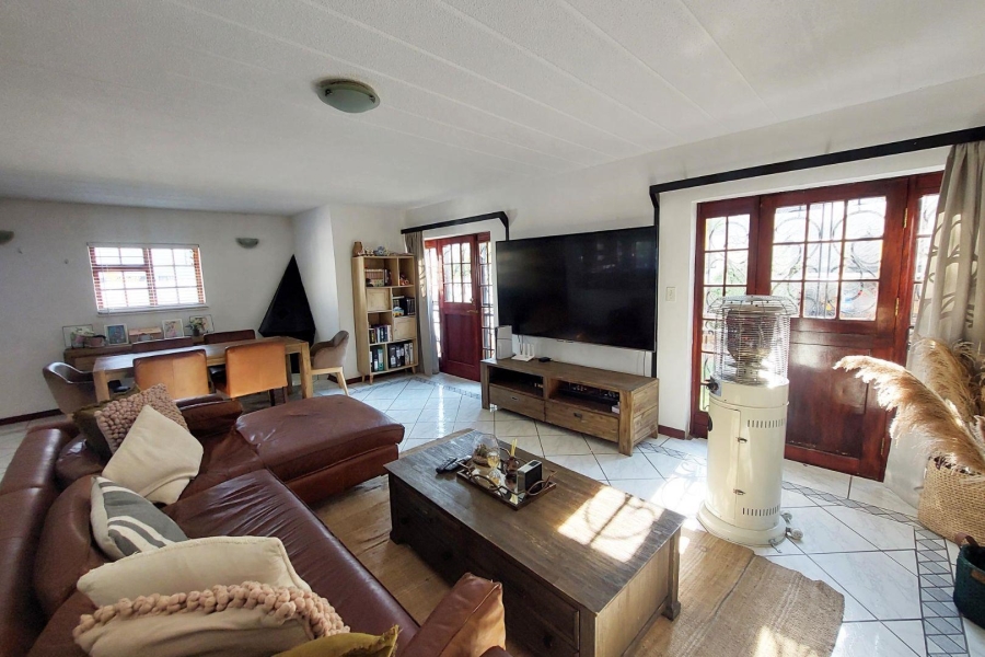 4 Bedroom Property for Sale in Barbeque Downs Gauteng