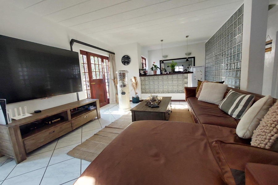 4 Bedroom Property for Sale in Barbeque Downs Gauteng