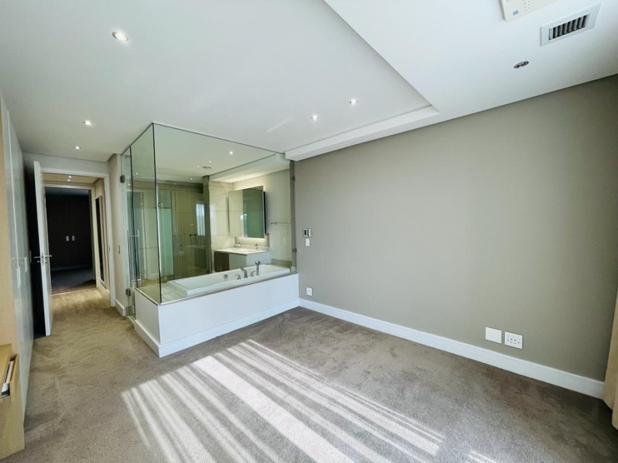 To Let 2 Bedroom Property for Rent in Sandown Gauteng