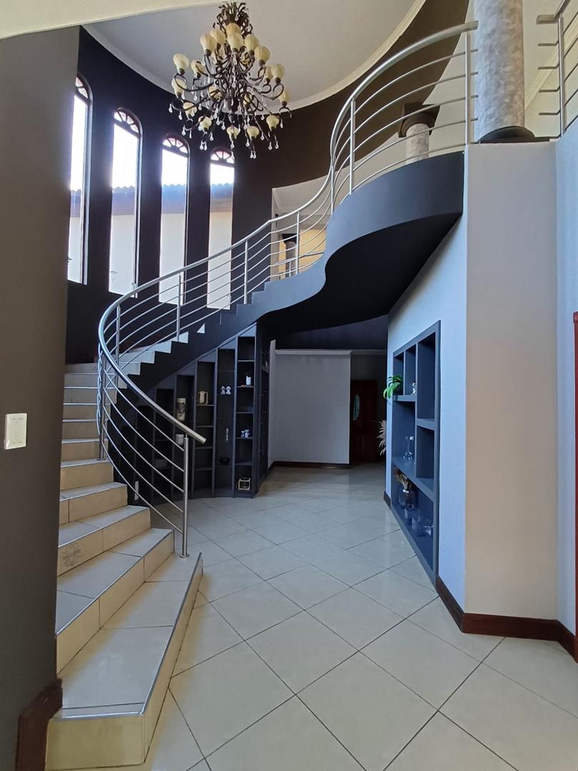 To Let 5 Bedroom Property for Rent in North Riding Gauteng