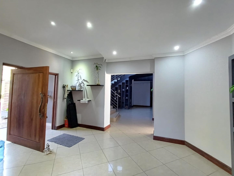 To Let 5 Bedroom Property for Rent in North Riding Gauteng