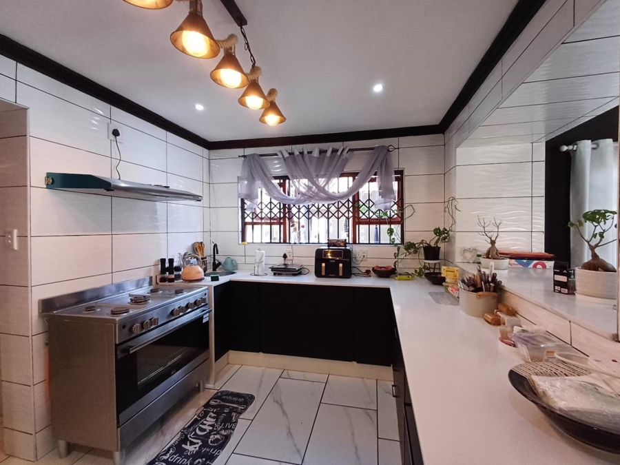 To Let 5 Bedroom Property for Rent in North Riding Gauteng
