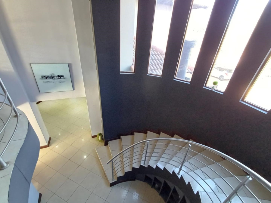 To Let 5 Bedroom Property for Rent in North Riding Gauteng