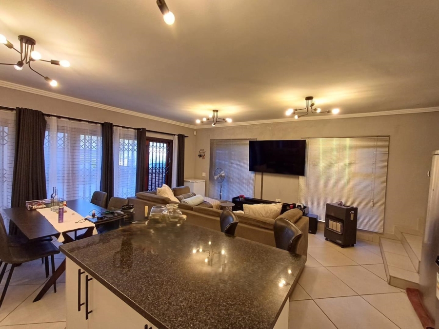 To Let 5 Bedroom Property for Rent in North Riding Gauteng