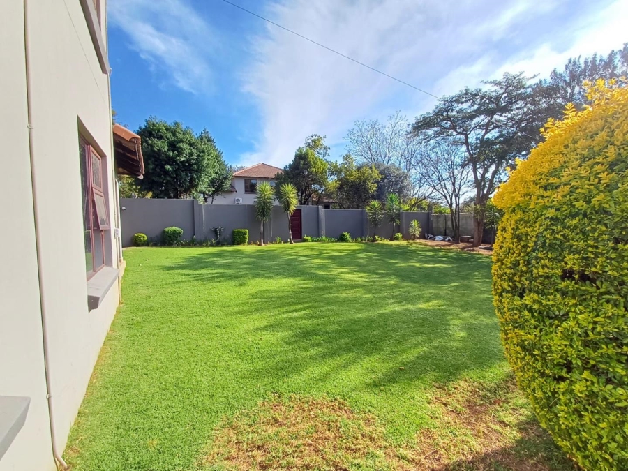 To Let 5 Bedroom Property for Rent in North Riding Gauteng
