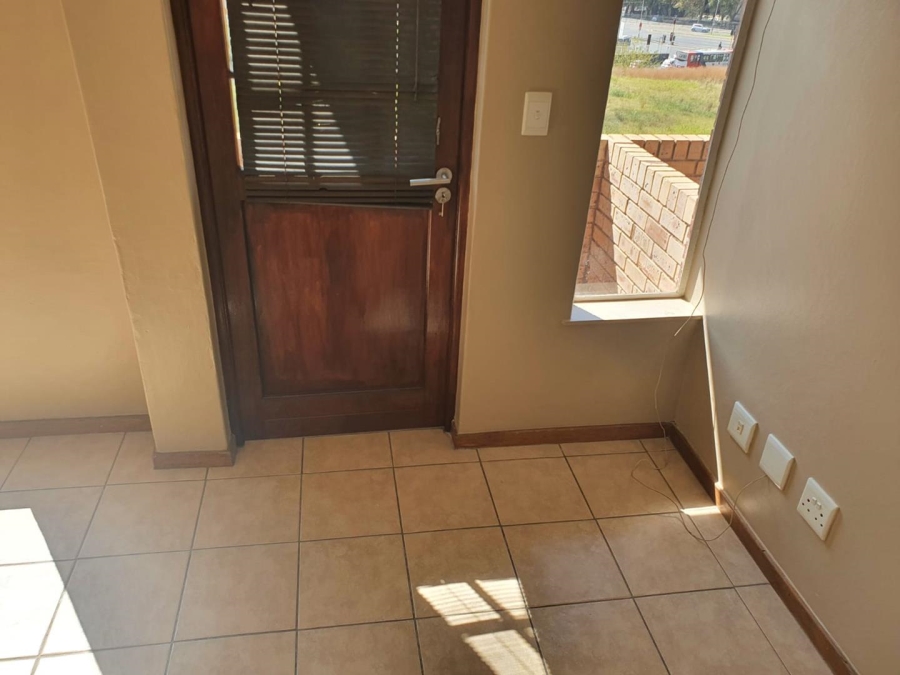 To Let 1 Bedroom Property for Rent in Auckland Park Gauteng