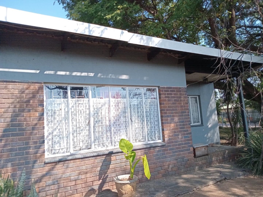 3 Bedroom Property for Sale in East Lynne Gauteng