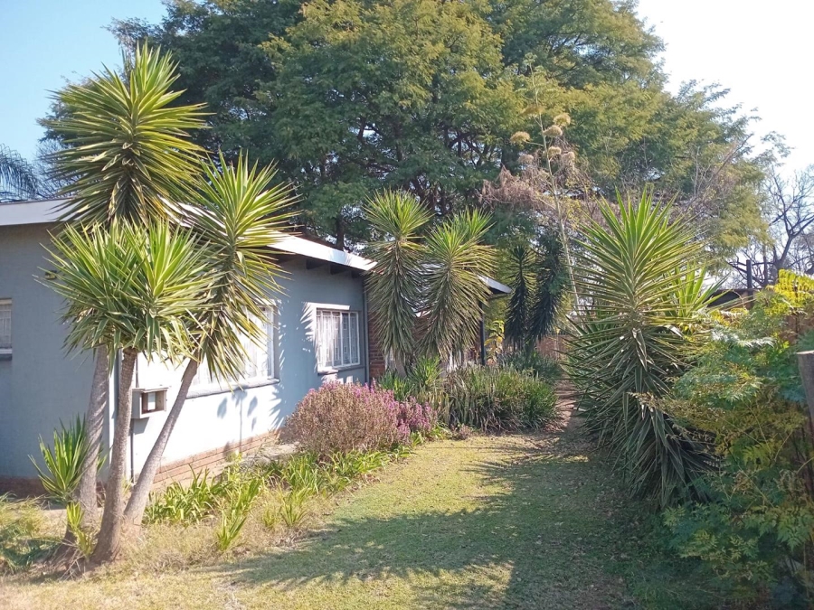 3 Bedroom Property for Sale in East Lynne Gauteng