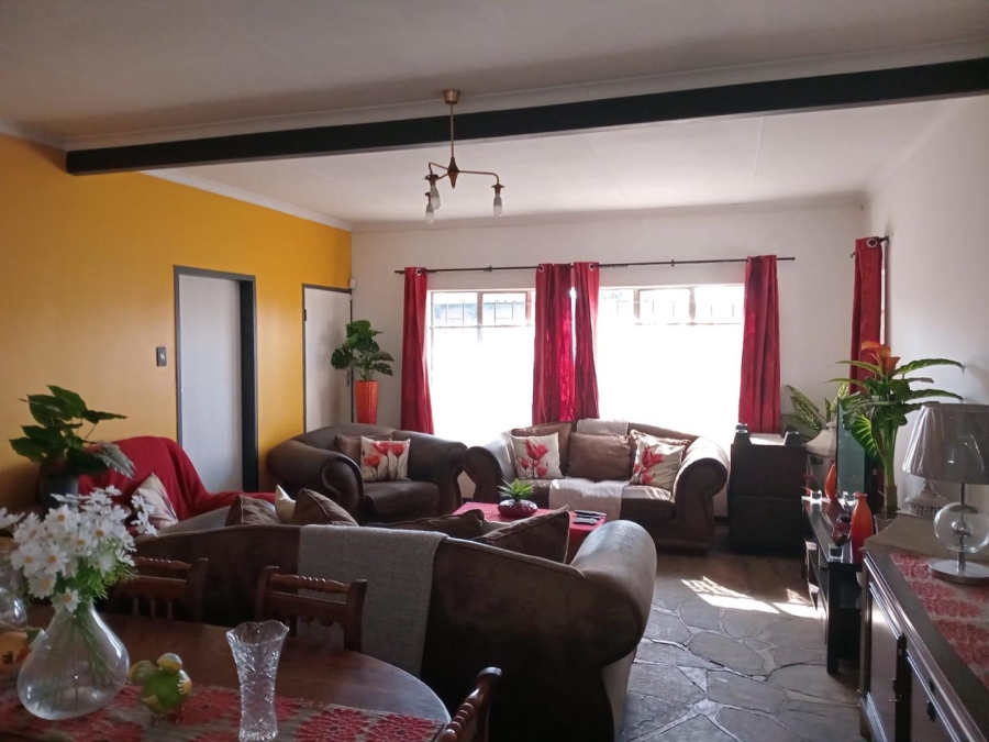 3 Bedroom Property for Sale in East Lynne Gauteng