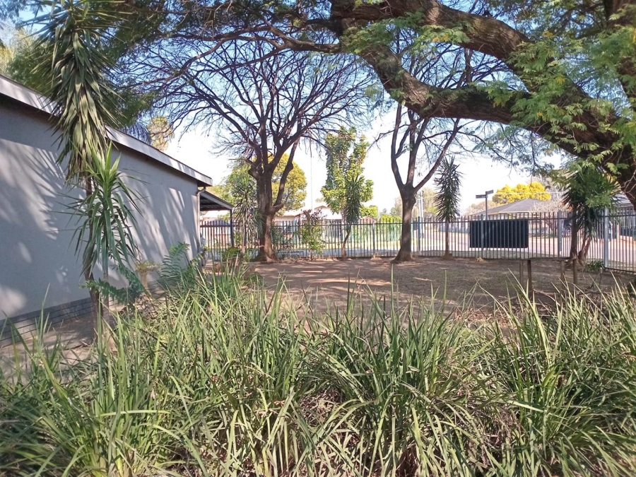 3 Bedroom Property for Sale in East Lynne Gauteng