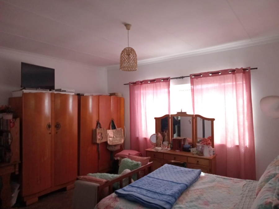 3 Bedroom Property for Sale in East Lynne Gauteng
