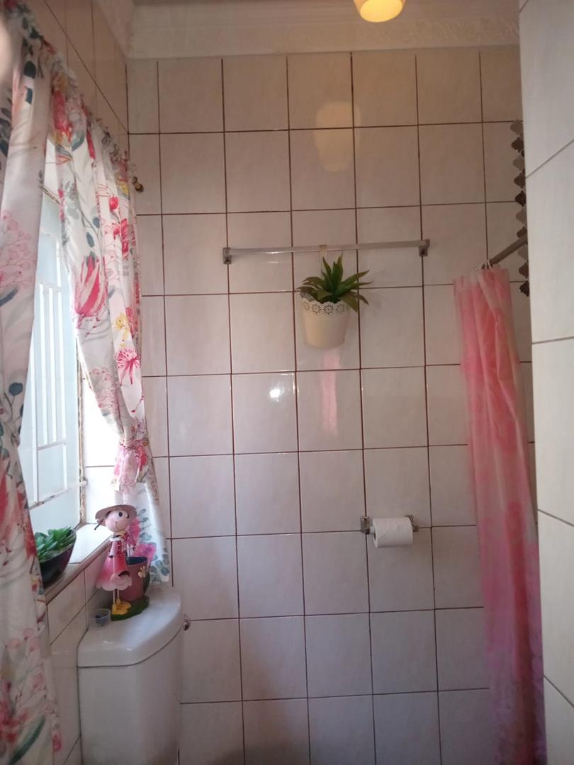 3 Bedroom Property for Sale in East Lynne Gauteng