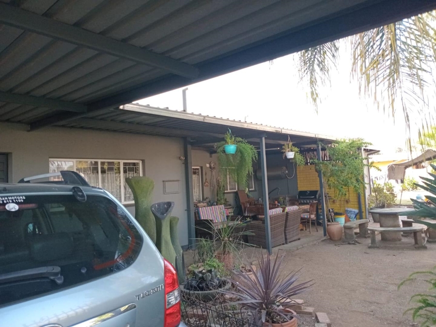 3 Bedroom Property for Sale in East Lynne Gauteng