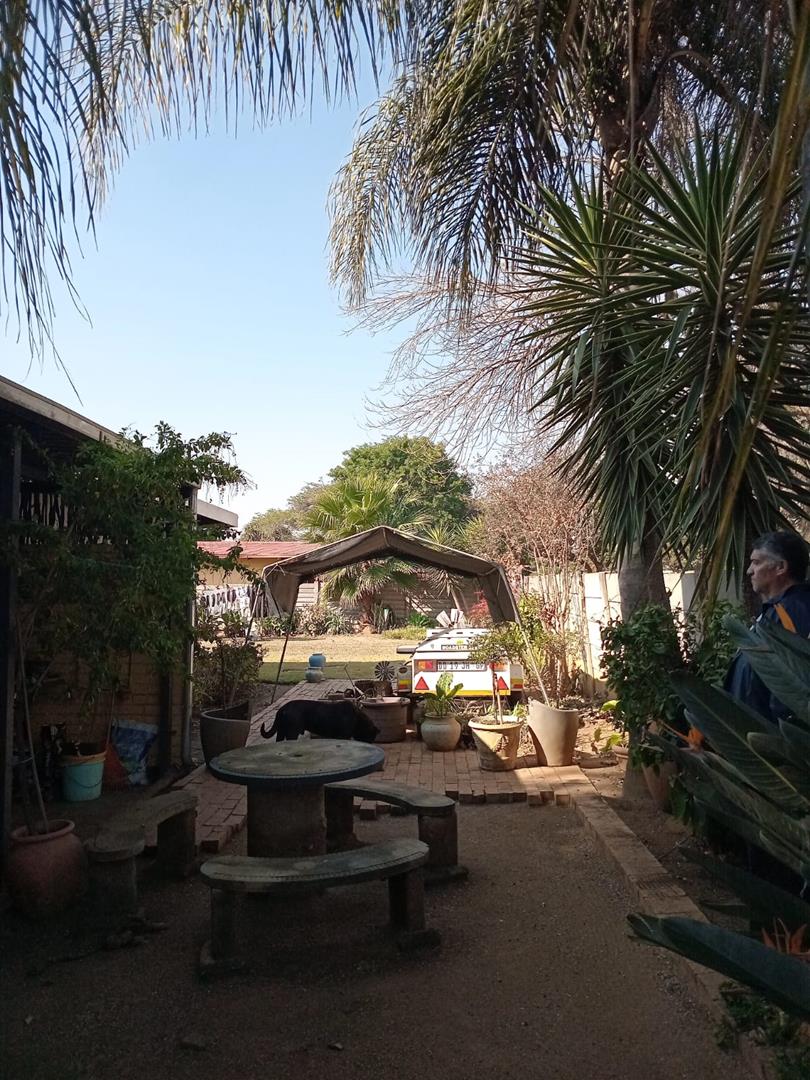 3 Bedroom Property for Sale in East Lynne Gauteng