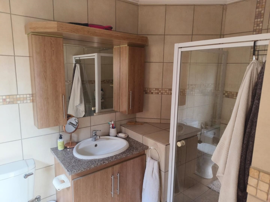 3 Bedroom Property for Sale in Equestria Gauteng