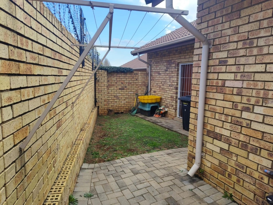 3 Bedroom Property for Sale in Equestria Gauteng