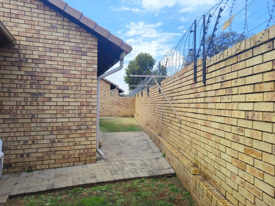 3 Bedroom Property for Sale in Equestria Gauteng
