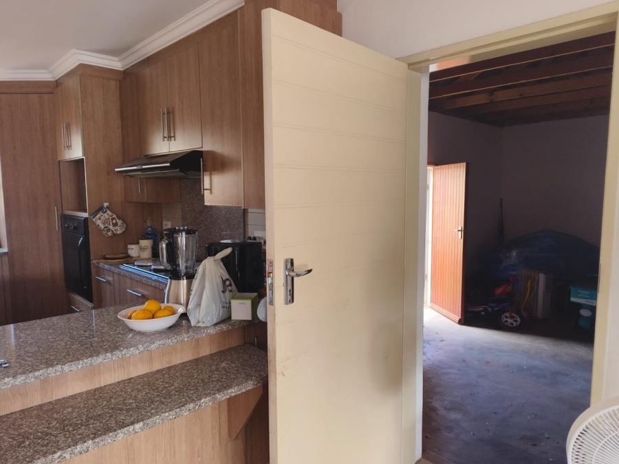 3 Bedroom Property for Sale in Equestria Gauteng