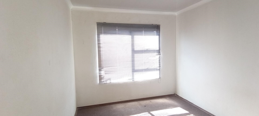 2 Bedroom Property for Sale in Terenure Gauteng