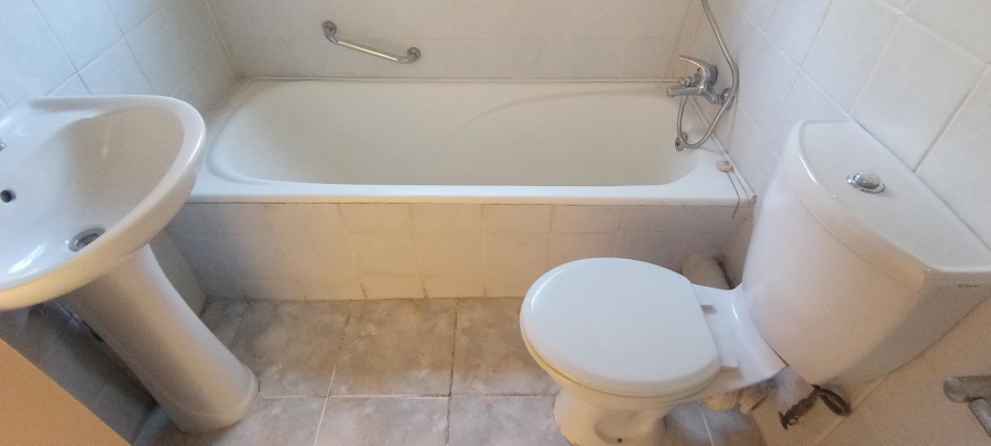 2 Bedroom Property for Sale in Terenure Gauteng