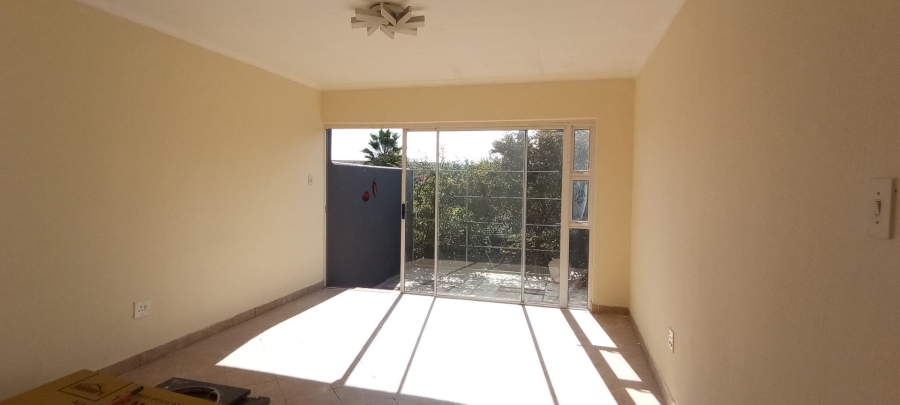 2 Bedroom Property for Sale in Terenure Gauteng