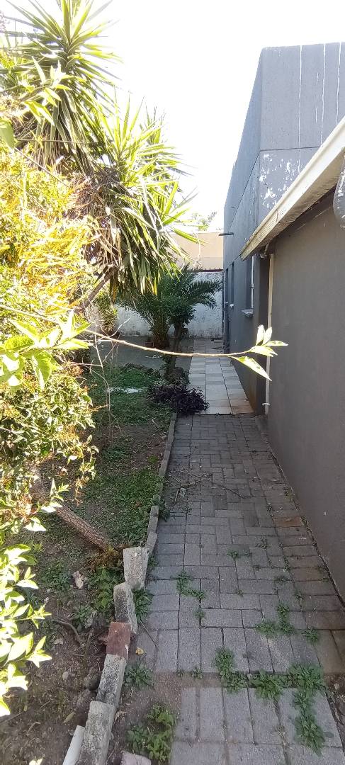 2 Bedroom Property for Sale in Terenure Gauteng