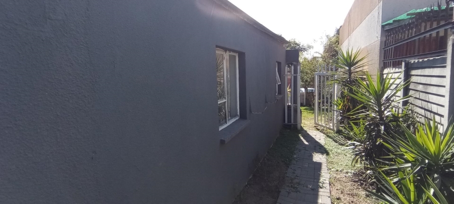 2 Bedroom Property for Sale in Terenure Gauteng