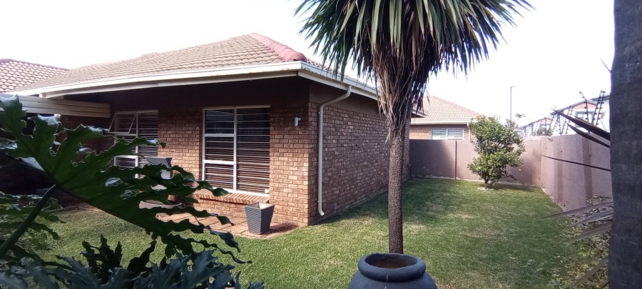 3 Bedroom Property for Sale in Terenure Gauteng