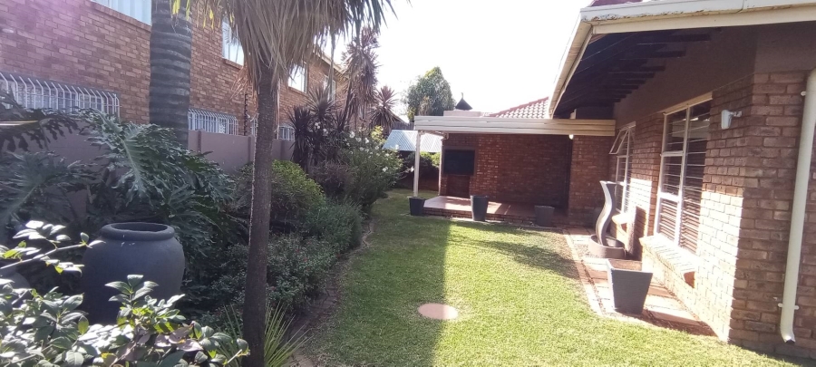 3 Bedroom Property for Sale in Terenure Gauteng