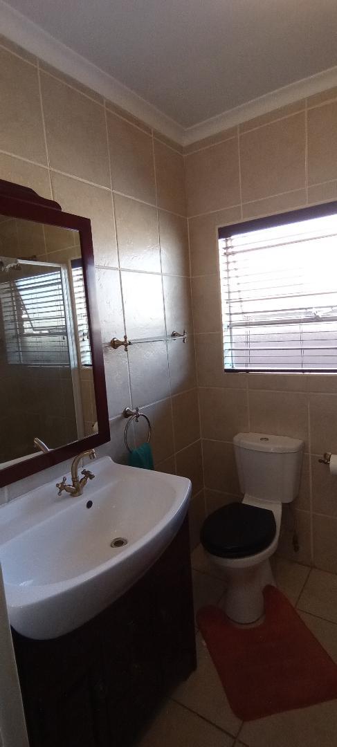 3 Bedroom Property for Sale in Terenure Gauteng