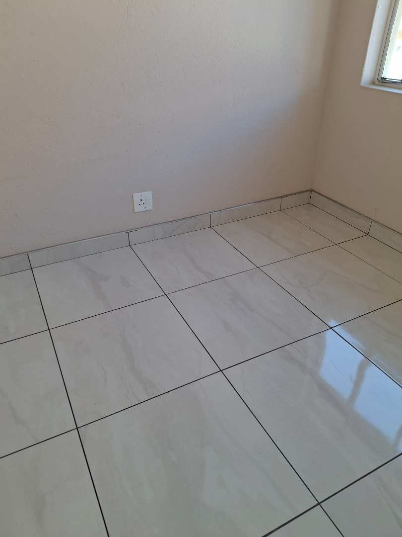To Let 2 Bedroom Property for Rent in Linmeyer Gauteng